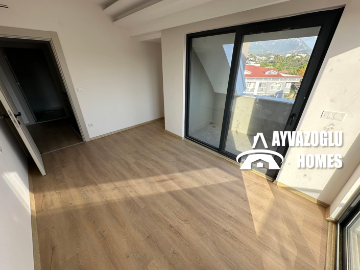 Image No.12-2 Bed Duplex for sale