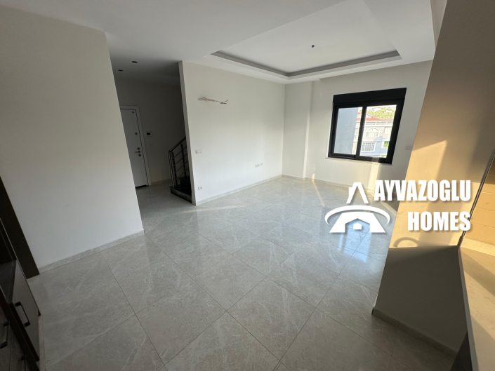 Image No.22-2 Bed Duplex for sale