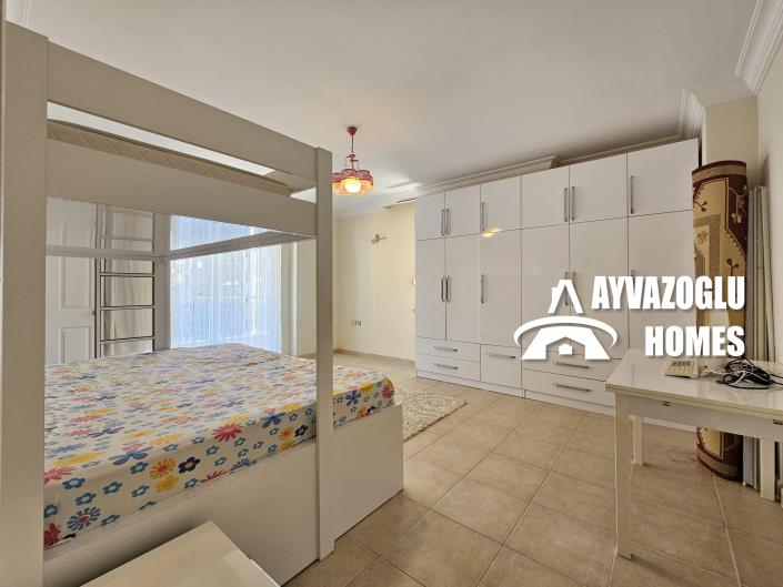 Image No.16-2 Bed Apartment for sale