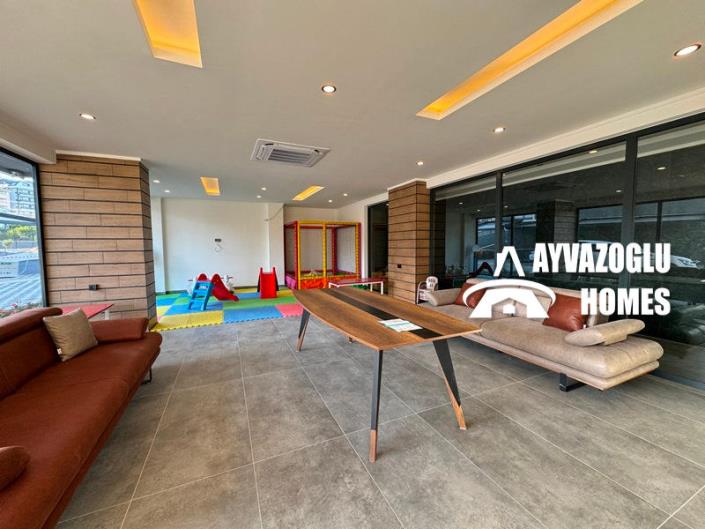 Image No.21-3 Bed Apartment for sale