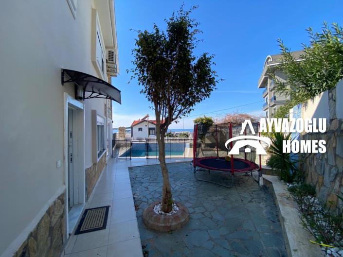 Image No.15-3 Bed Villa for sale