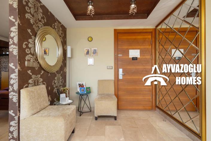 Image No.18-3 Bed Apartment for sale