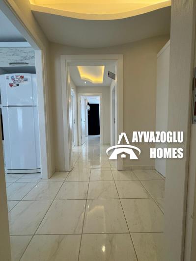 Image No.8-3 Bed Apartment for sale