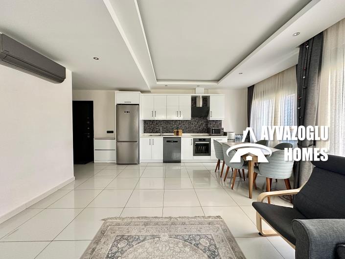 Image No.4-4 Bed Apartment for sale