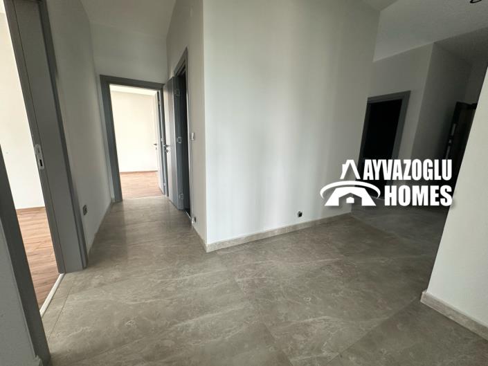 Image No.16-4 Bed Apartment for sale