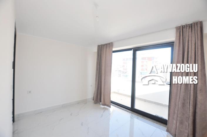 Image No.17-3 Bed Apartment for sale