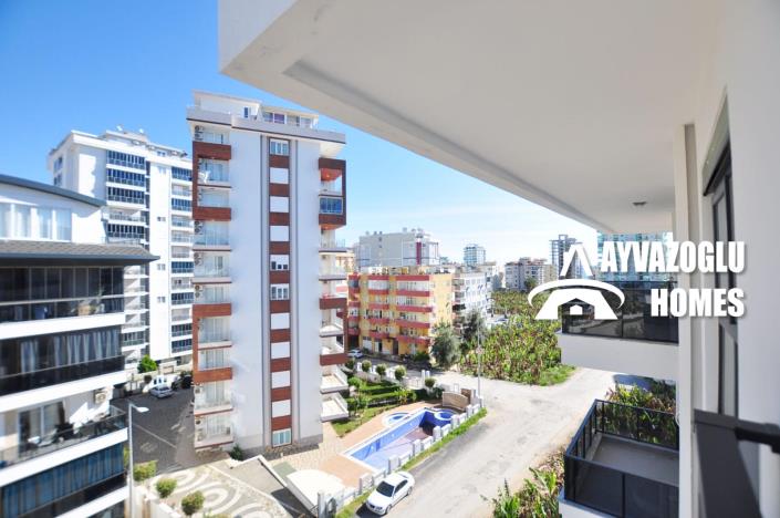 Image No.22-3 Bed Apartment for sale