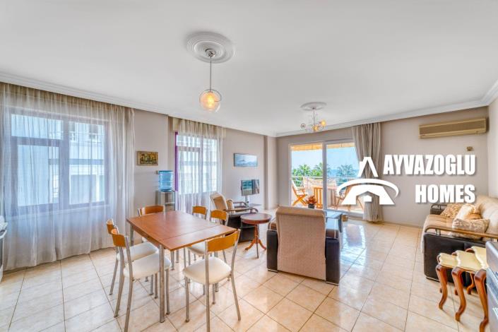 Image No.22-3 Bed Apartment for sale