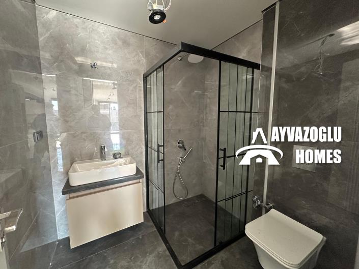 Image No.10-2 Bed Apartment for sale