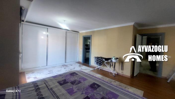 Image No.21-4 Bed Duplex for sale