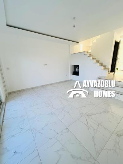 Image No.4-2 Bed Townhouse for sale