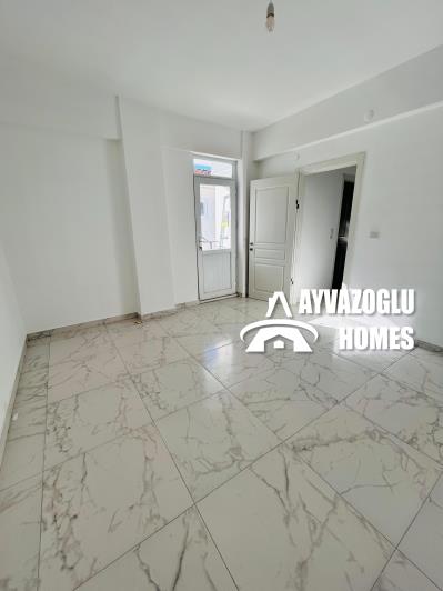 Image No.14-2 Bed Townhouse for sale