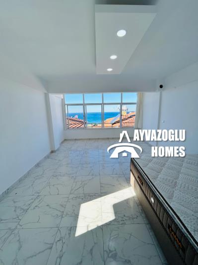 Image No.19-2 Bed Townhouse for sale