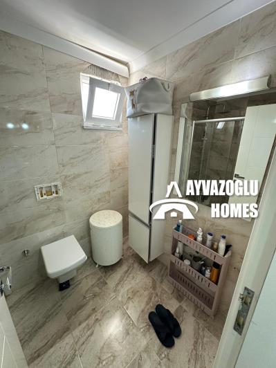 Image No.9-3 Bed Apartment for sale