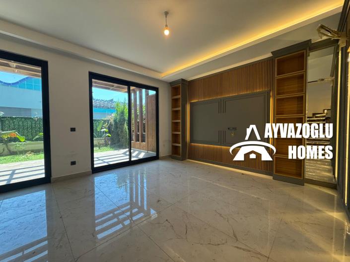 Image No.13-3 Bed Duplex for sale