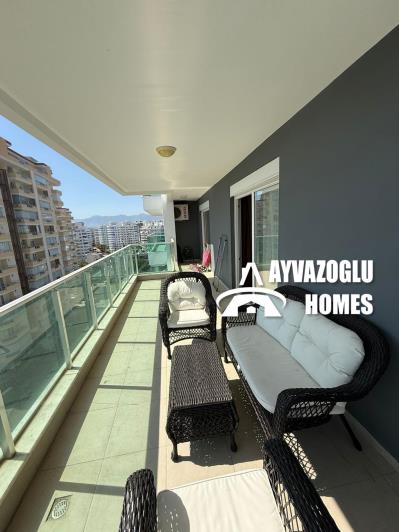 Image No.20-3 Bed Apartment for sale