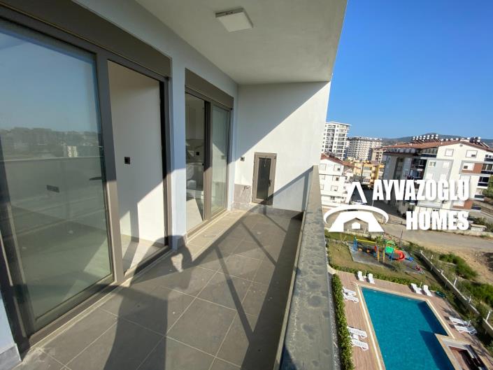 Image No.8-3 Bed Apartment for sale