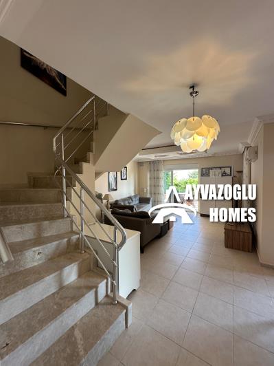 Image No.10-3 Bed Villa for sale