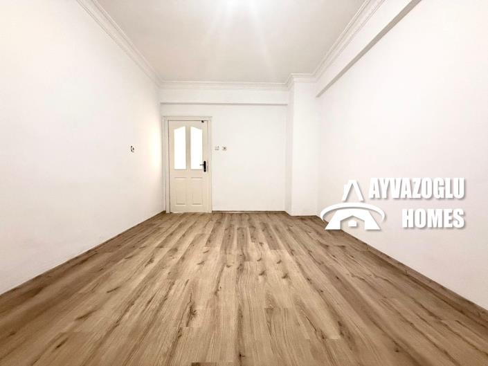 Image No.8-3 Bed Apartment for sale