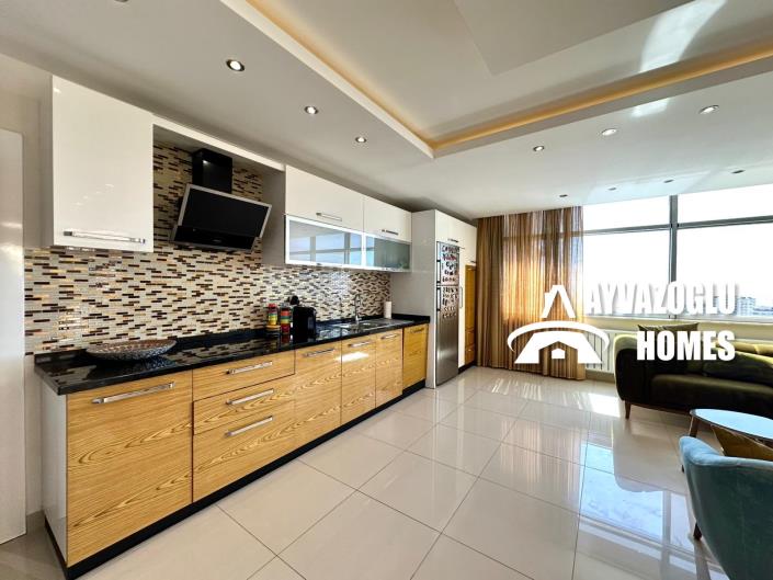 Image No.30-3 Bed Penthouse for sale