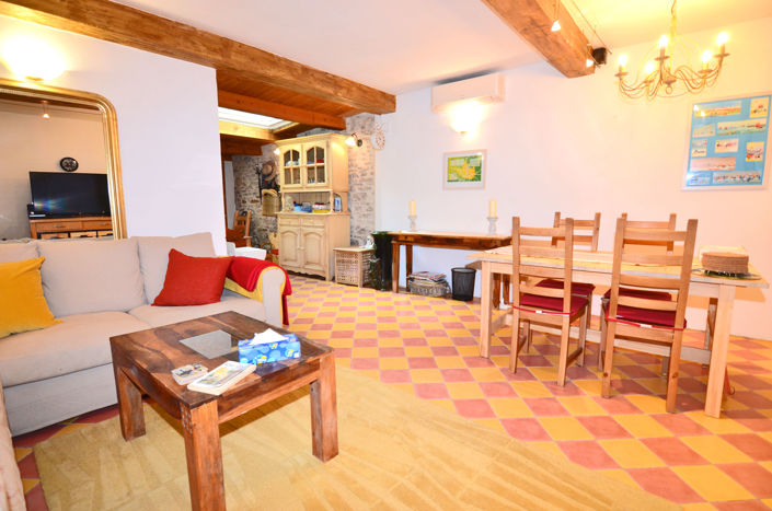 Image No.5-2 Bed House for sale