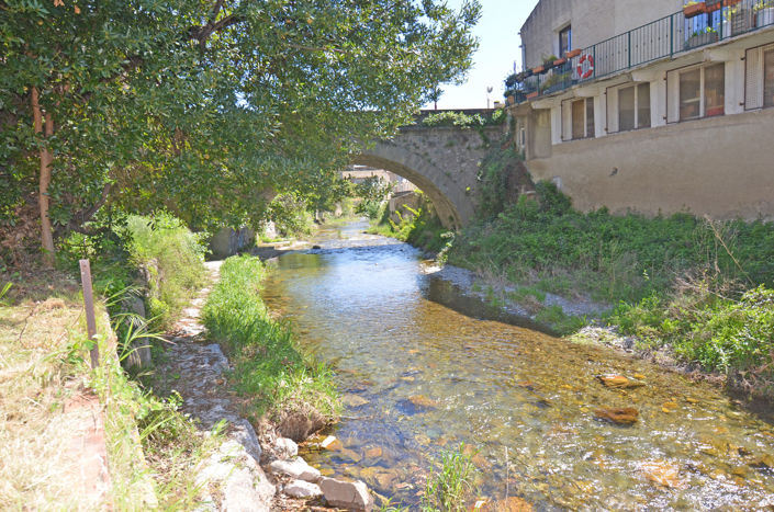 Image No.4-Maison de 4 chambres à vendre à Caunes-Minervois