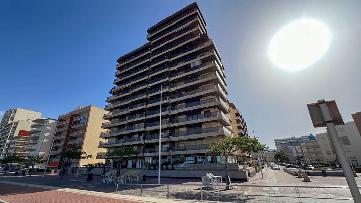 Image No.3-Villa de 4 chambres à vendre à Gandía