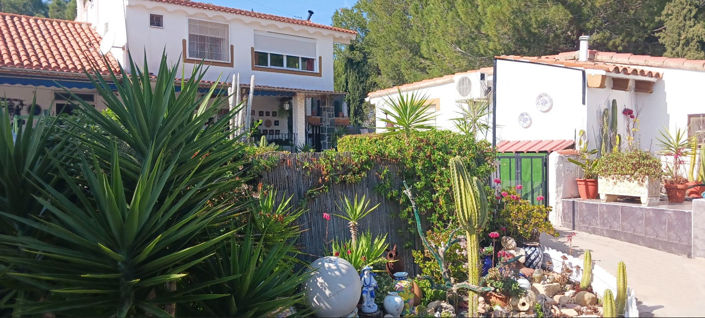 Image No.7-10 Bed Villa for sale