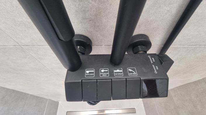 Image No.18-2 Bed Villa for sale