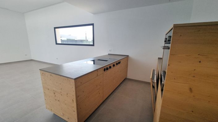 Image No.37-2 Bed Villa for sale