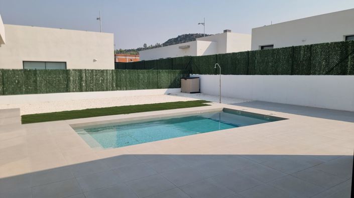 Image No.39-2 Bed Villa for sale