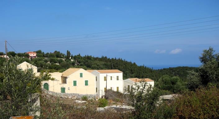 Image No.2-Maison de village de 10 chambres à vendre à Germenata