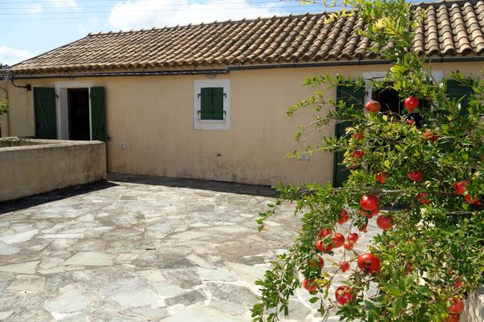 Image No.18-Maison de village de 10 chambres à vendre à Germenata