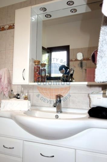 Image No.15-Maison / Villa de 7 chambres à vendre à Ratzakli