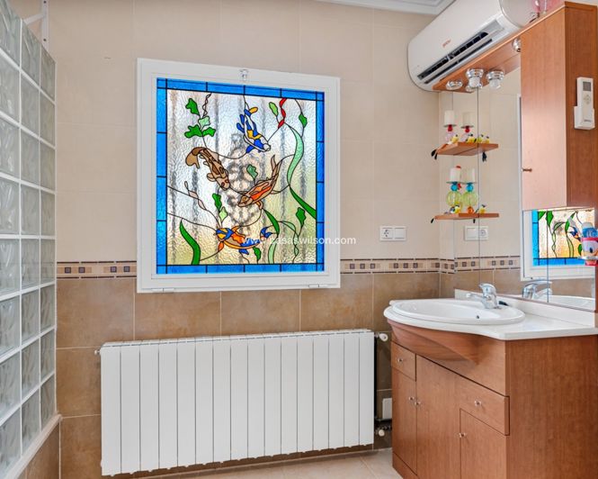 Image No.30-4 Bed Villa for sale