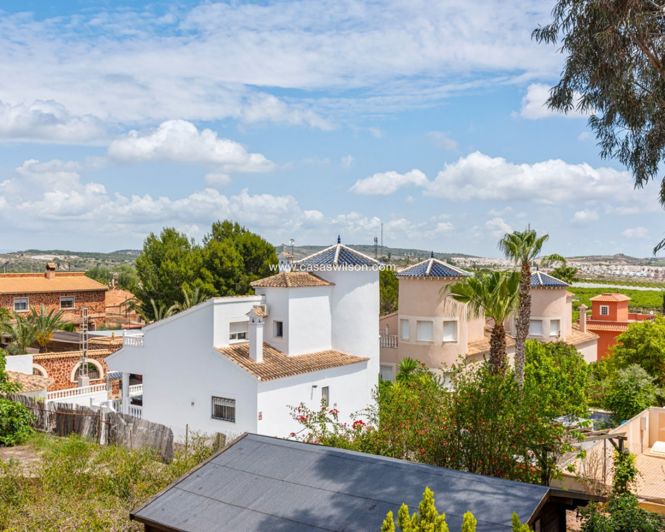 Image No.33-4 Bed Villa for sale