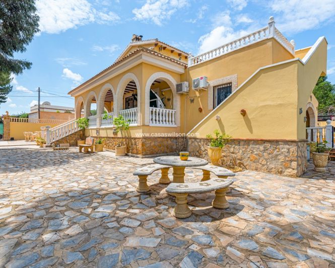 Image No.6-4 Bed Villa for sale