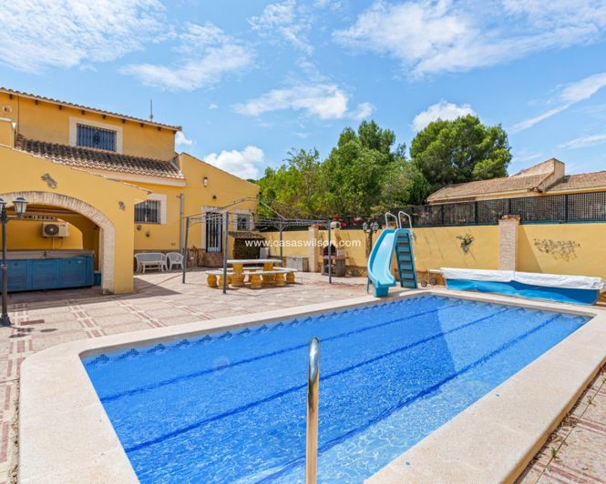 Image No.8-4 Bed Villa for sale