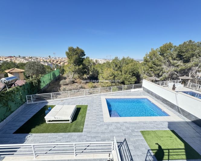 Image No.13-4 Bed Villa for sale