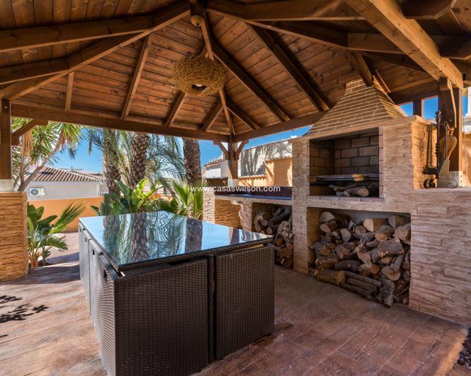 Image No.29-4 Bed Villa for sale