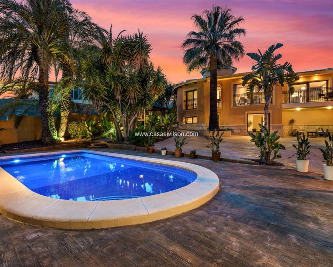 Image No.39-4 Bed Villa for sale