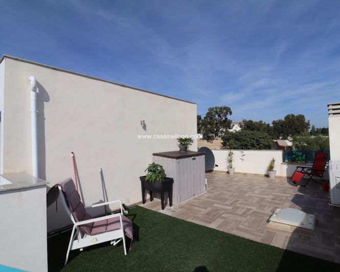 Image No.15-2 Bed Villa for sale