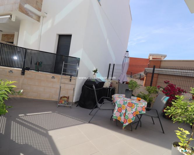 Image No.2-2 Bed Villa for sale