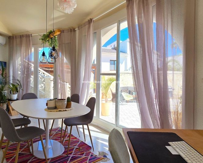 Image No.30-4 Bed Villa for sale