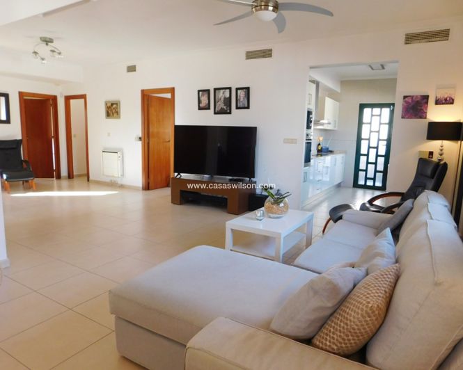 Image No.11-4 Bed Villa for sale