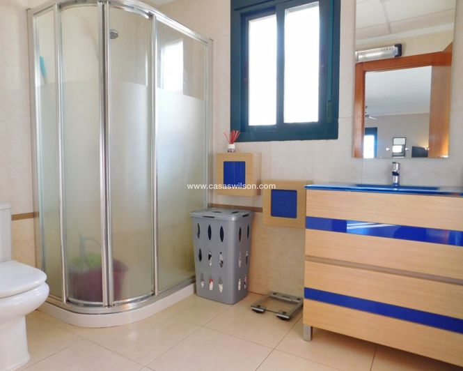 Image No.22-4 Bed Villa for sale