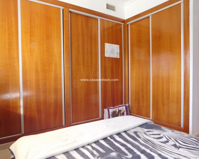 Image No.25-4 Bed Villa for sale