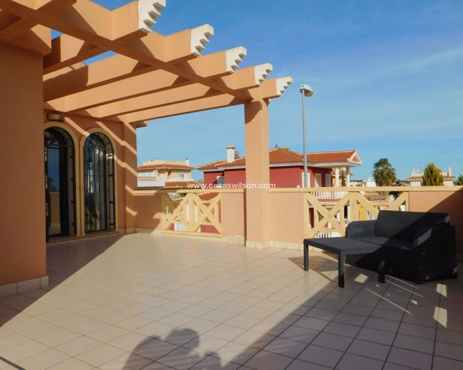 Image No.31-4 Bed Villa for sale