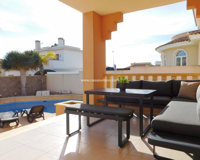 Image No.7-4 Bed Villa for sale