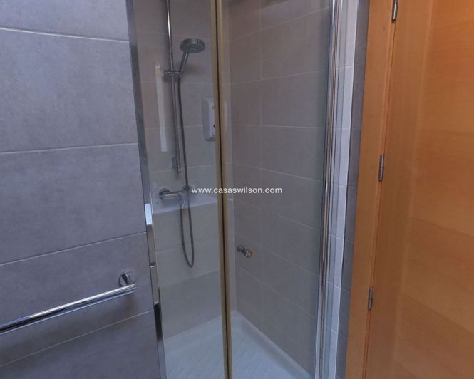 Image No.29-4 Bed Villa for sale